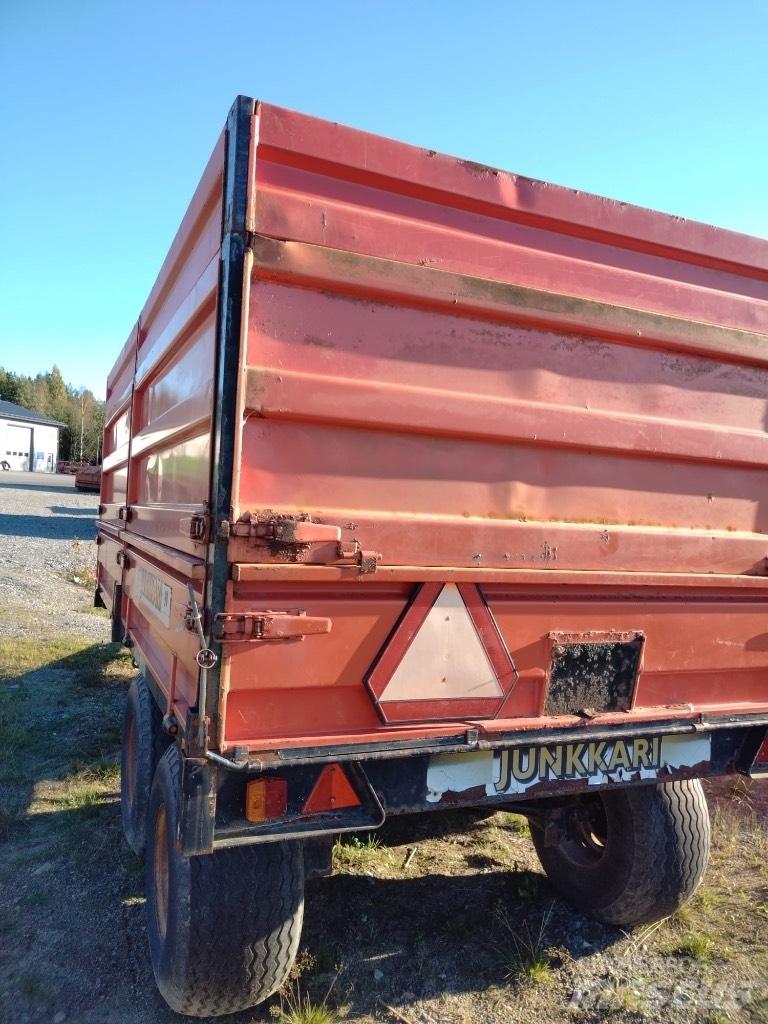 Junkkari 90 Billenő Mezőgazdasági pótkocsik