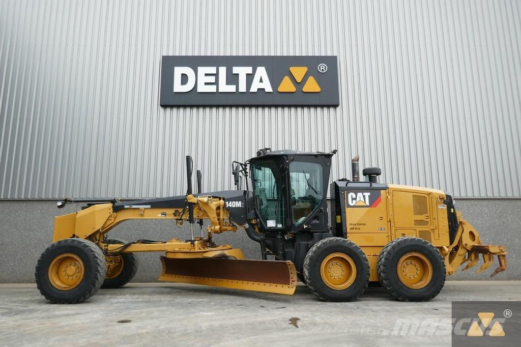 CAT 140M2 Gréderek