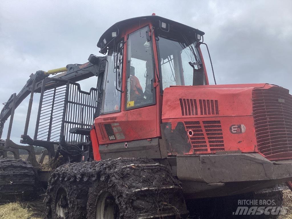 Komatsu 845 Kihordók