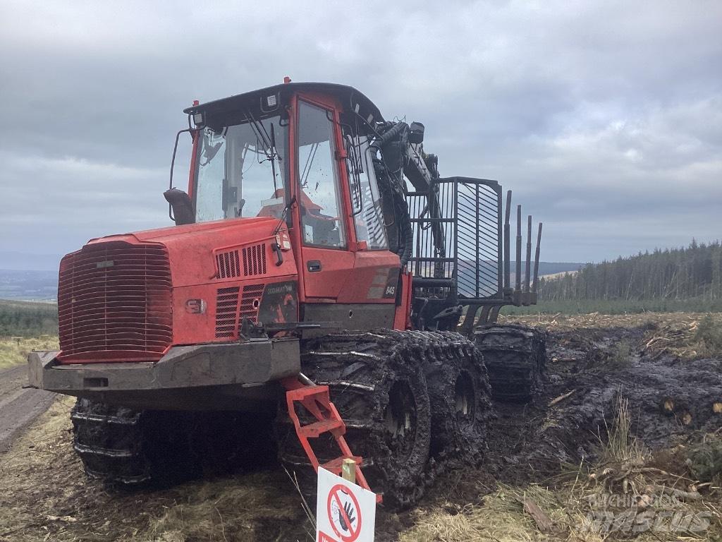 Komatsu 845 Kihordók