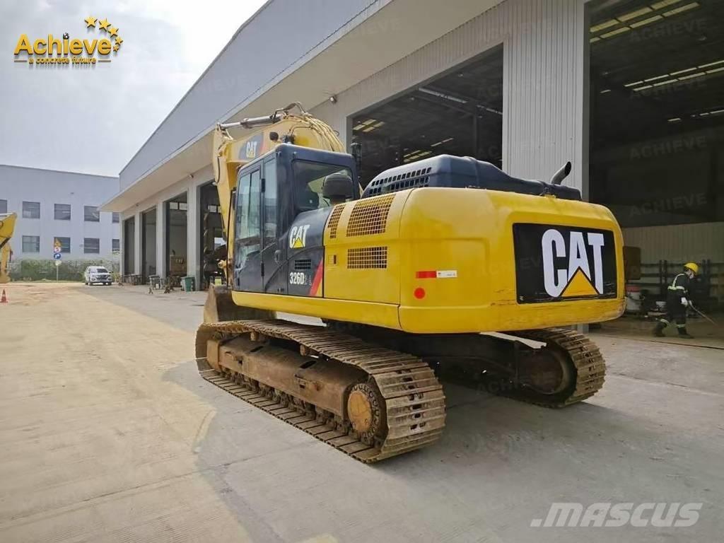CAT 326D2L Lánctalpas kotrók