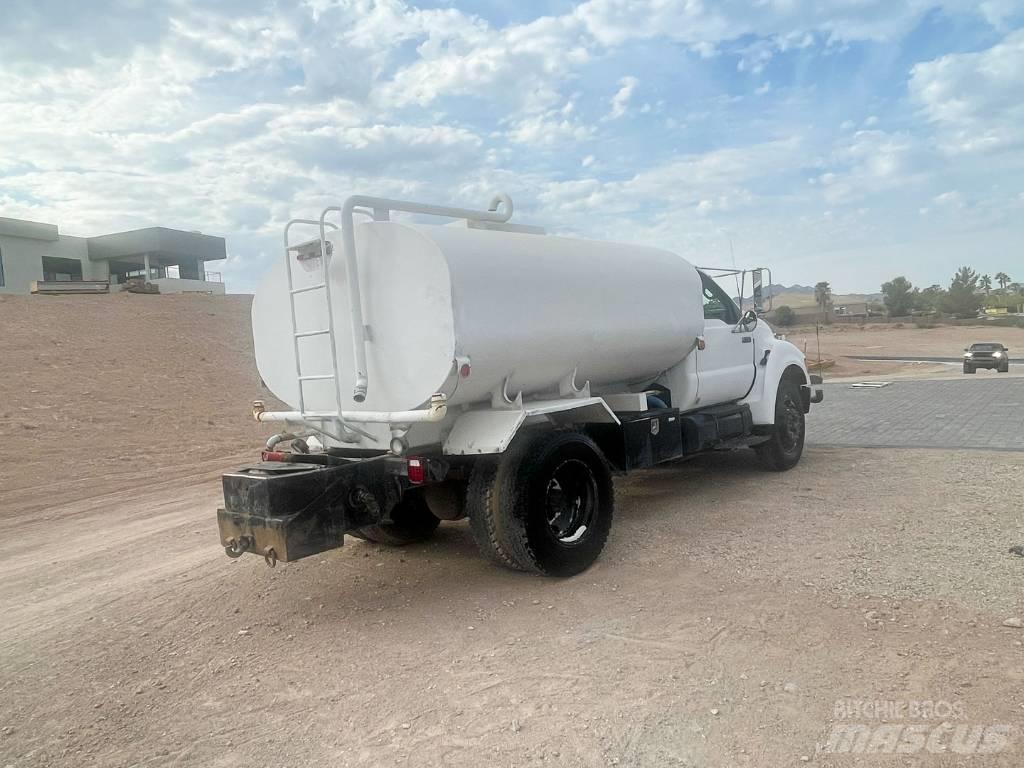 Ford F 750 XLT Vízszállító teherautók