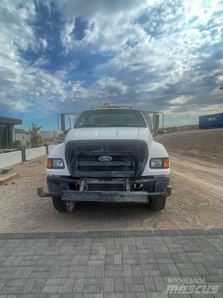 Ford F 750 XLT Vízszállító teherautók