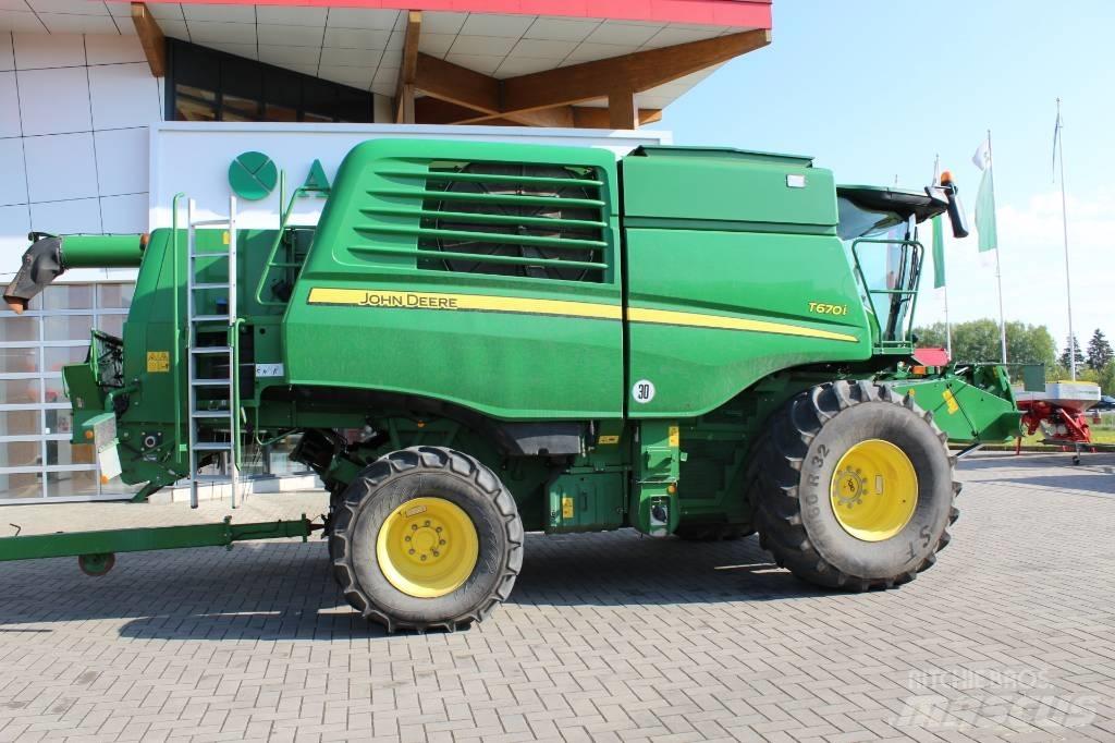 John Deere T 670 i Kombájnok