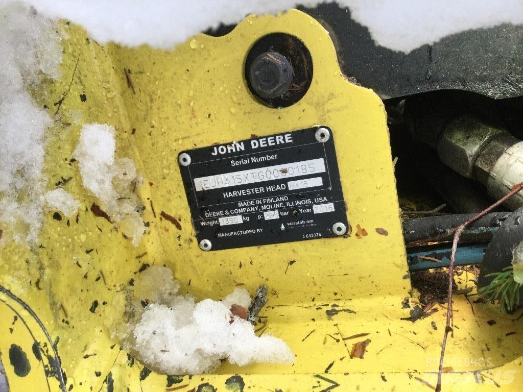 John Deere 1270G 6W Betakarítók