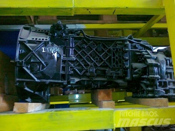 ZF 16 S 151 IT Hajtóművek