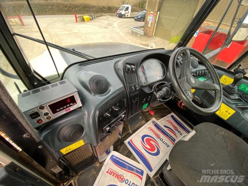 Terex TA 300 Csuklósdömperek