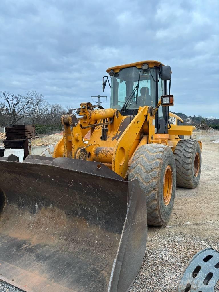 JCB 436 Gumikerekes homlokrakodók