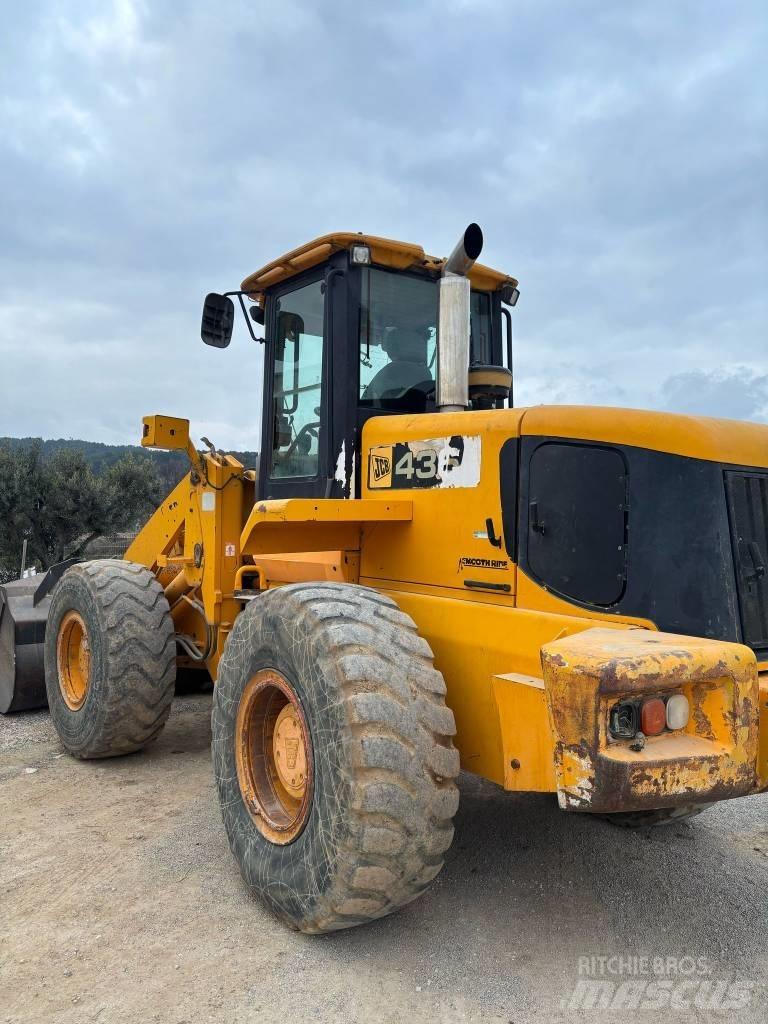 JCB 436 Gumikerekes homlokrakodók