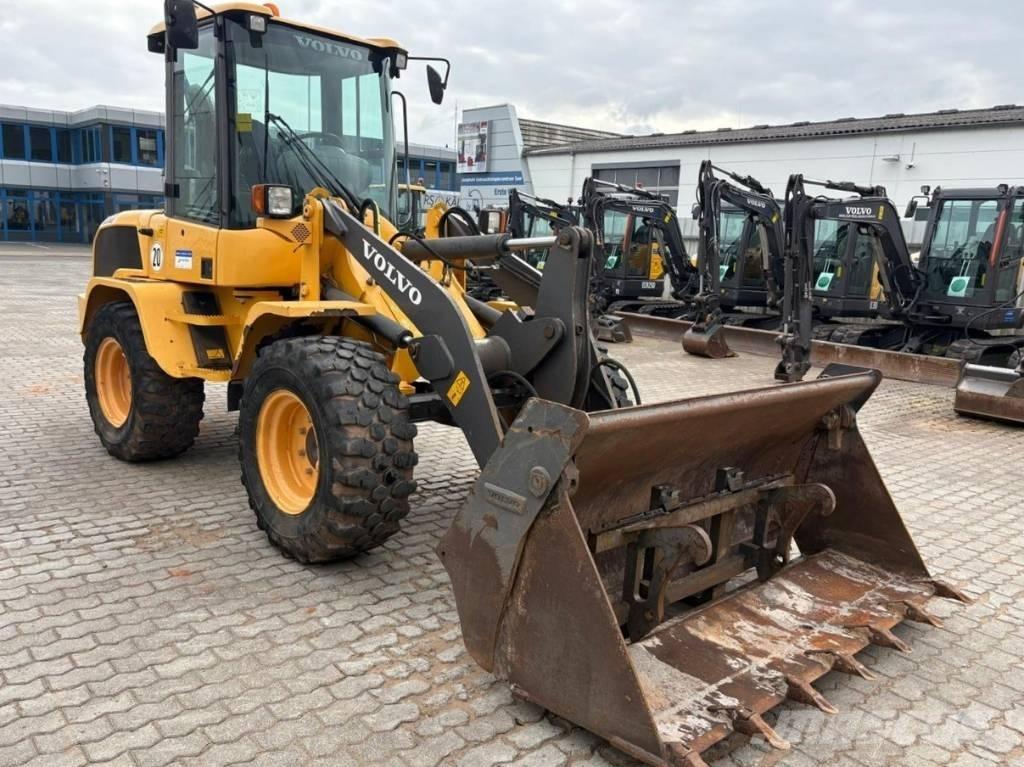 Volvo L 35 G Gumikerekes homlokrakodók