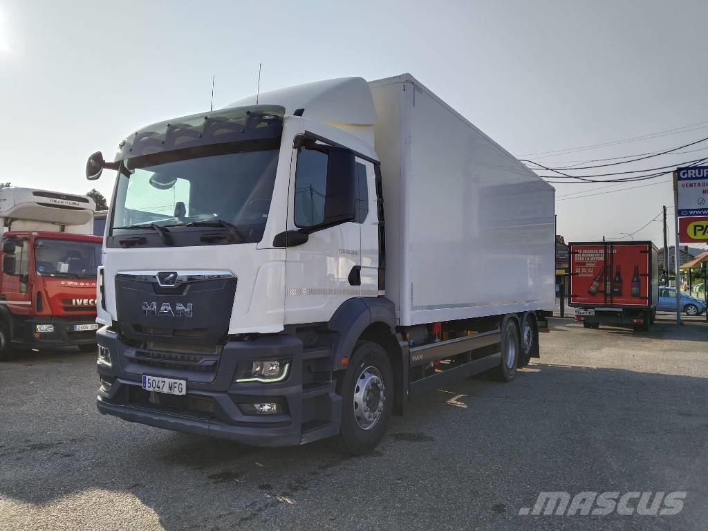 MAN TGS 26.360 Dobozos teherautók