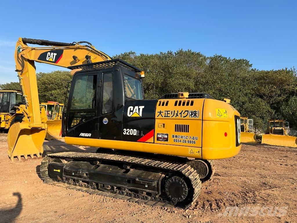 CAT 320 D L Lánctalpas kotrók