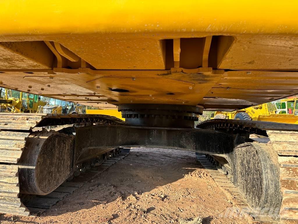 CAT 320 D L Lánctalpas kotrók