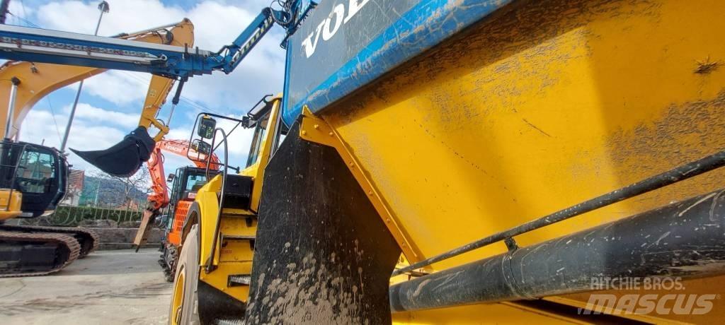 Volvo A 25 F Csuklósdömperek