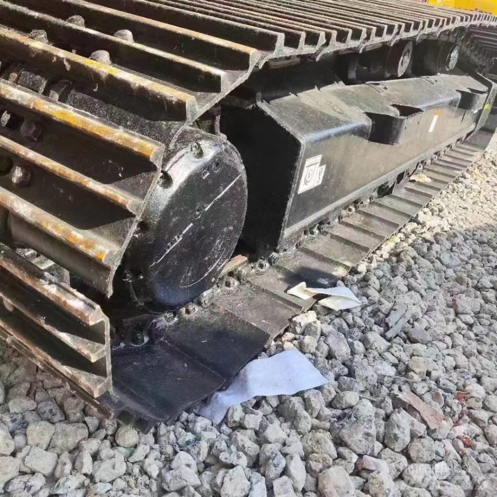 Sany SY 235 H Lánctalpas kotrók