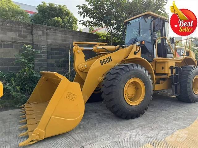 CAT 966 H Gumikerekes homlokrakodók