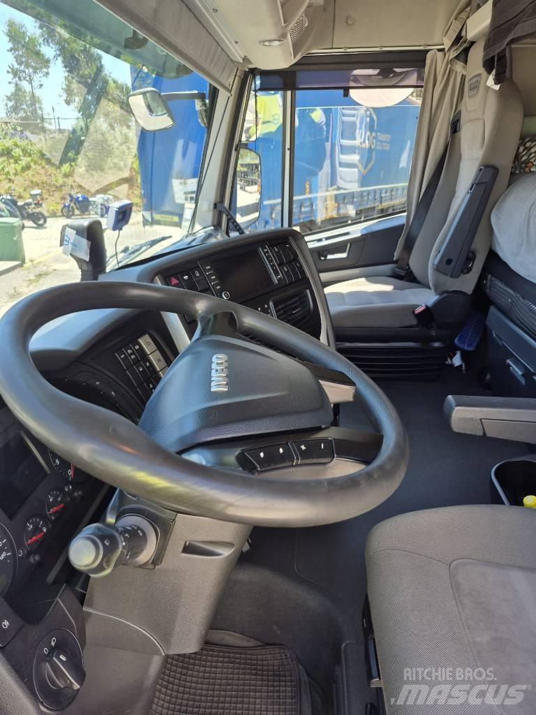 Iveco Stralis 460 Nyergesvontatók