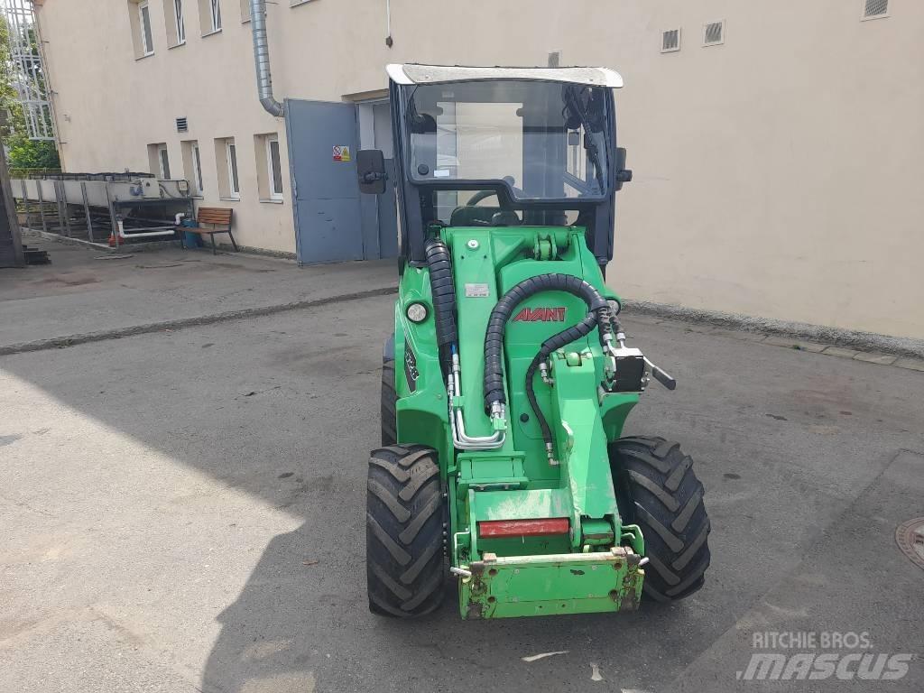 Avant 528 ROPS Anyagmozgatás - Egyebek