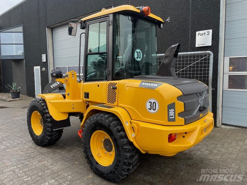 Volvo L30GS / HS Mini homlokrakodók