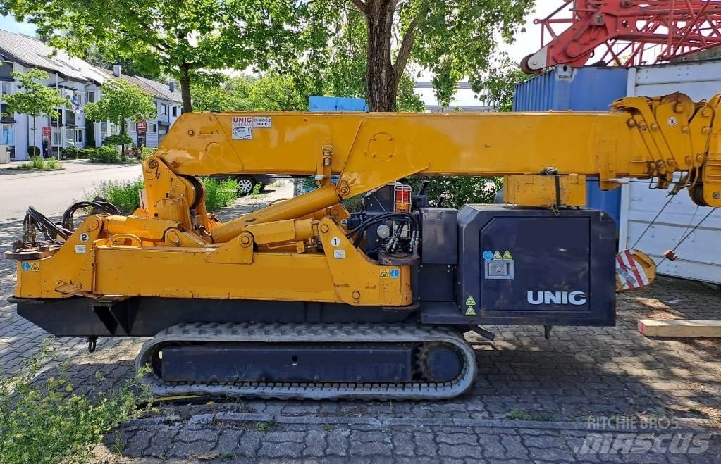 Unic B-506-5.2 Lánctalpas daruk