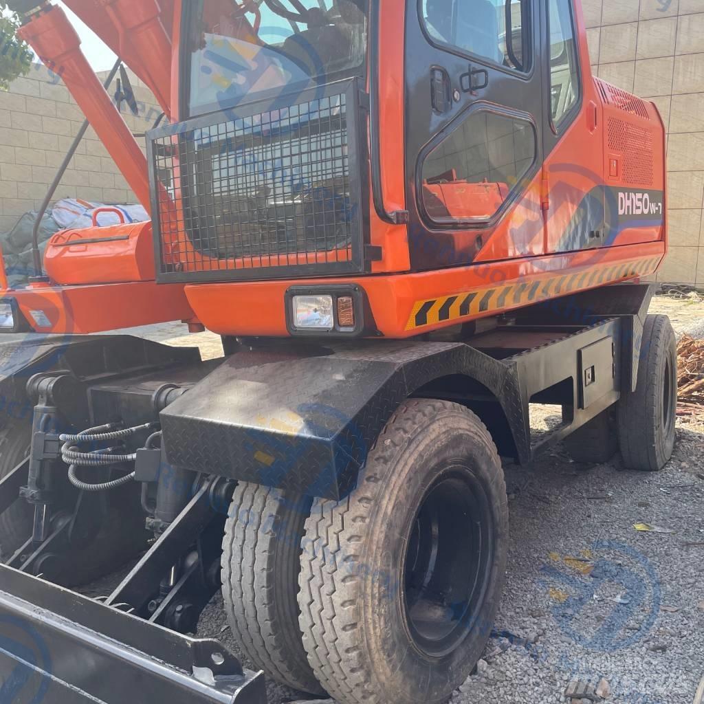 Doosan DH150W-7 Gumikerekes kotrók