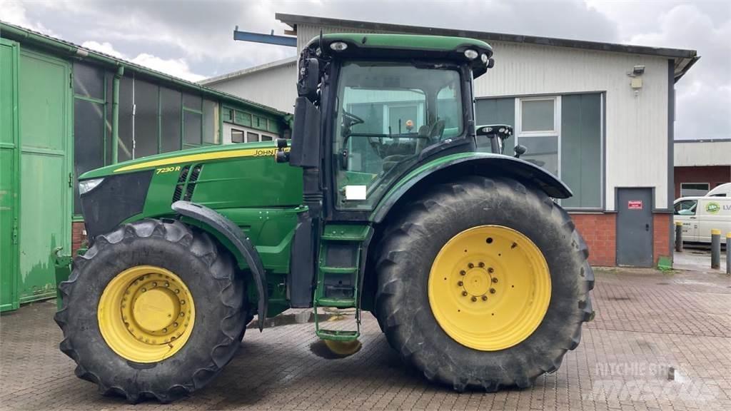 John Deere 7230R Traktorok
