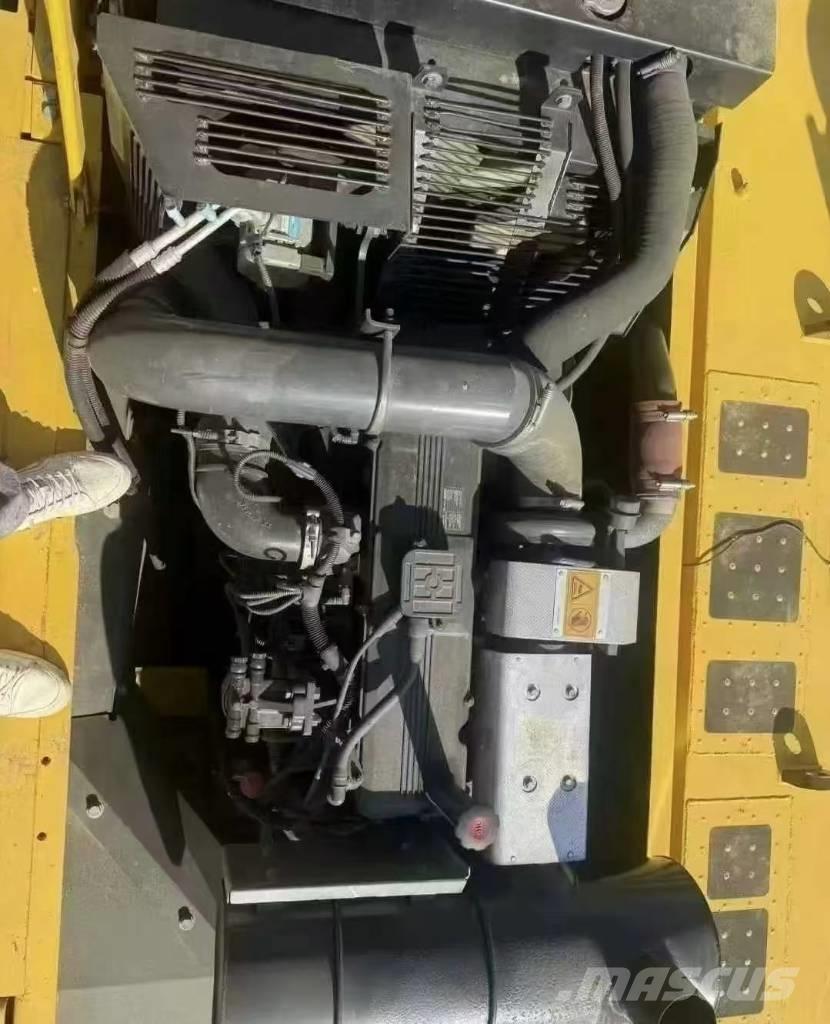 Komatsu PC 350 Lánctalpas kotrók