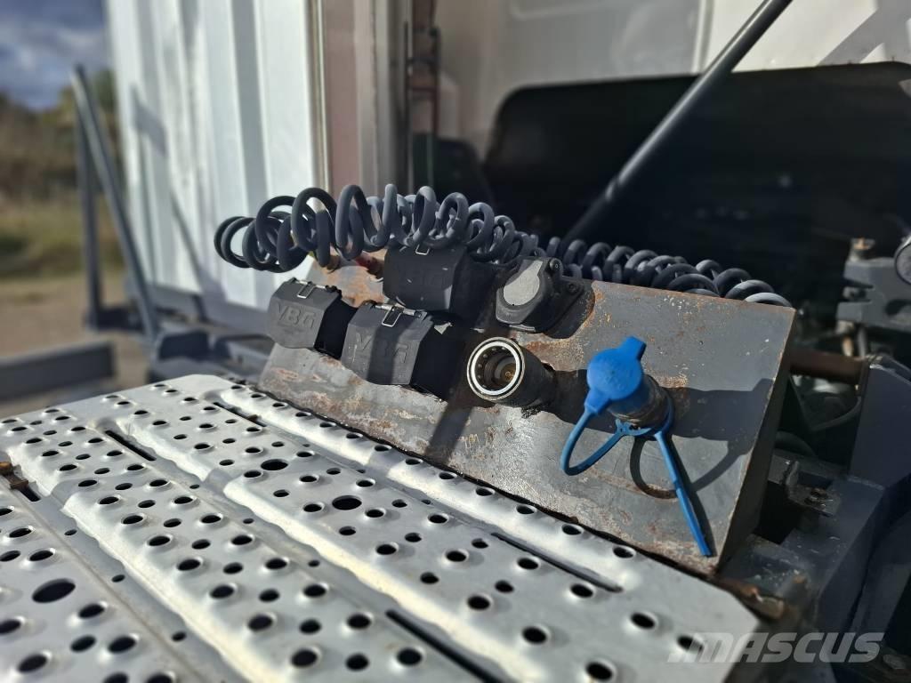 Scania R 490 Nyergesvontatók