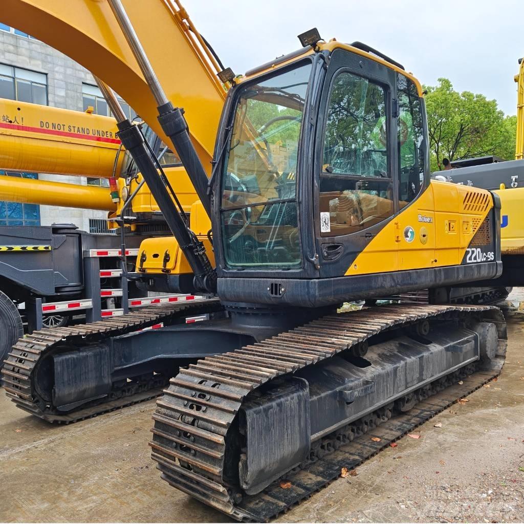 Hyundai R220LC-9S Lánctalpas kotrók
