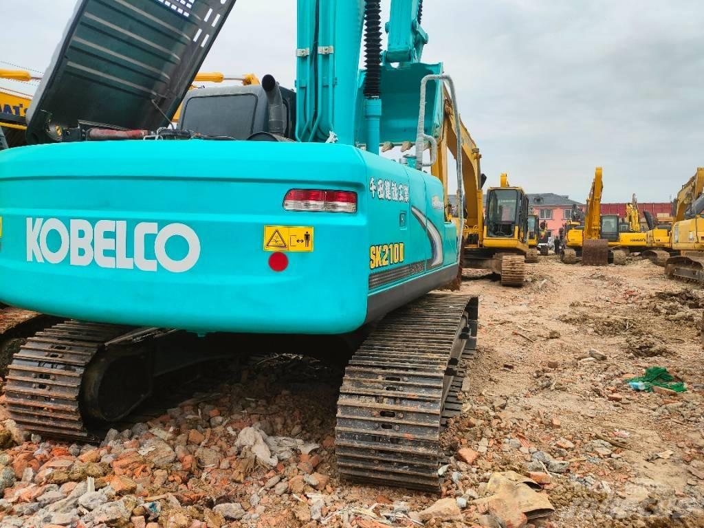 Kobelco SK 210 D Lánctalpas kotrók
