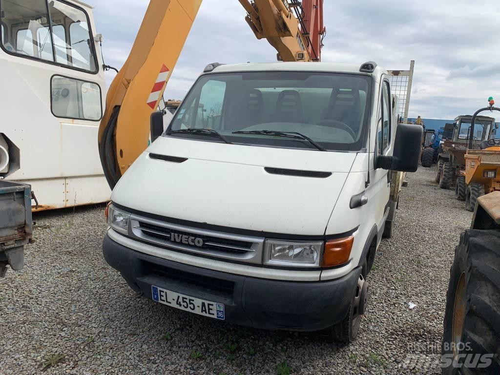 Iveco 35.10 Billenős furgonok