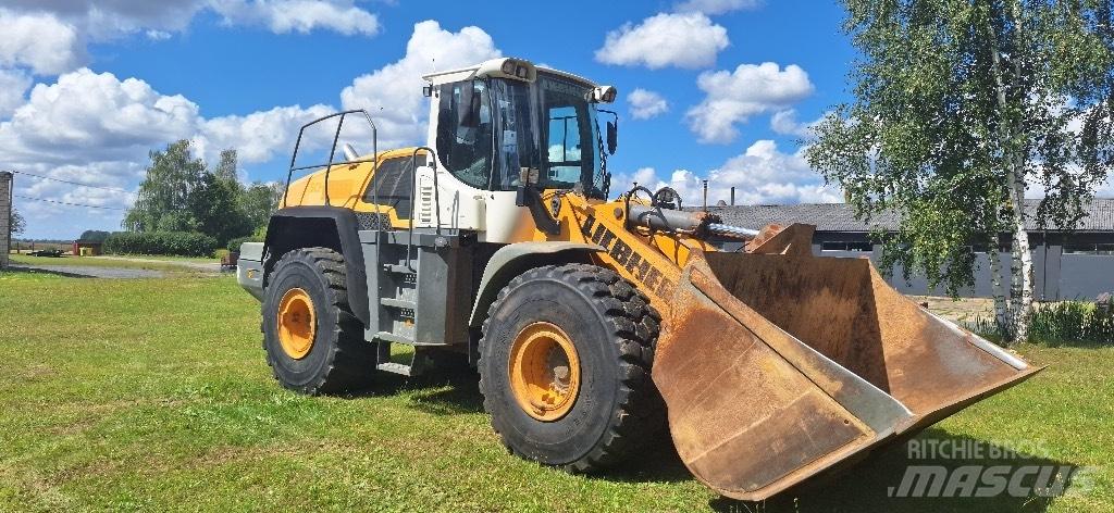 Liebherr L 576 Gumikerekes homlokrakodók