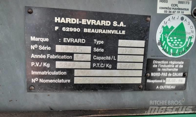 Evrard Alpha 2500 Önjáró trágyaszórók