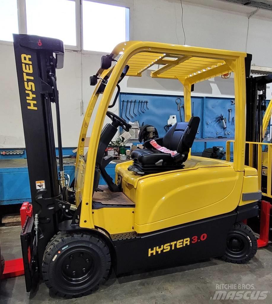 Hyster J3.0XN Elektromos targoncák