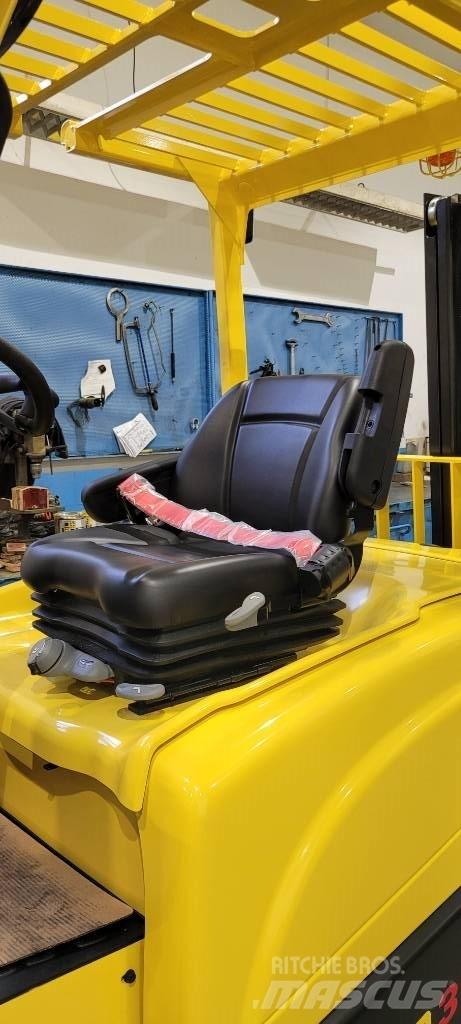 Hyster J3.0XN Elektromos targoncák