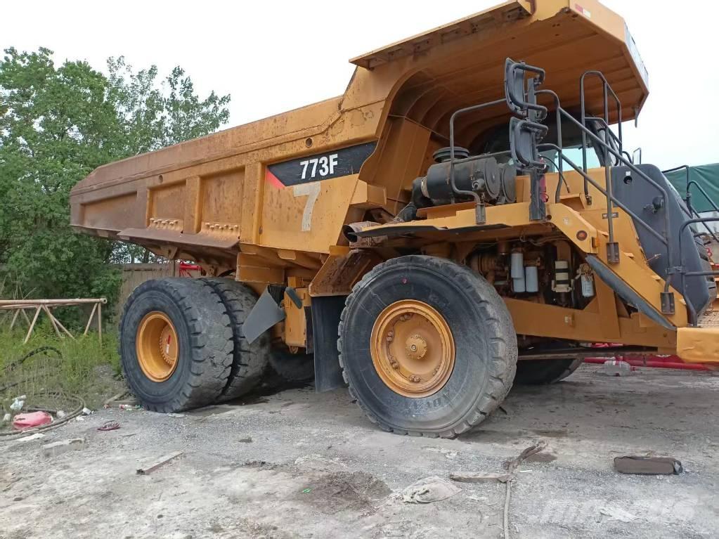 CAT 773 F Nehézdömper