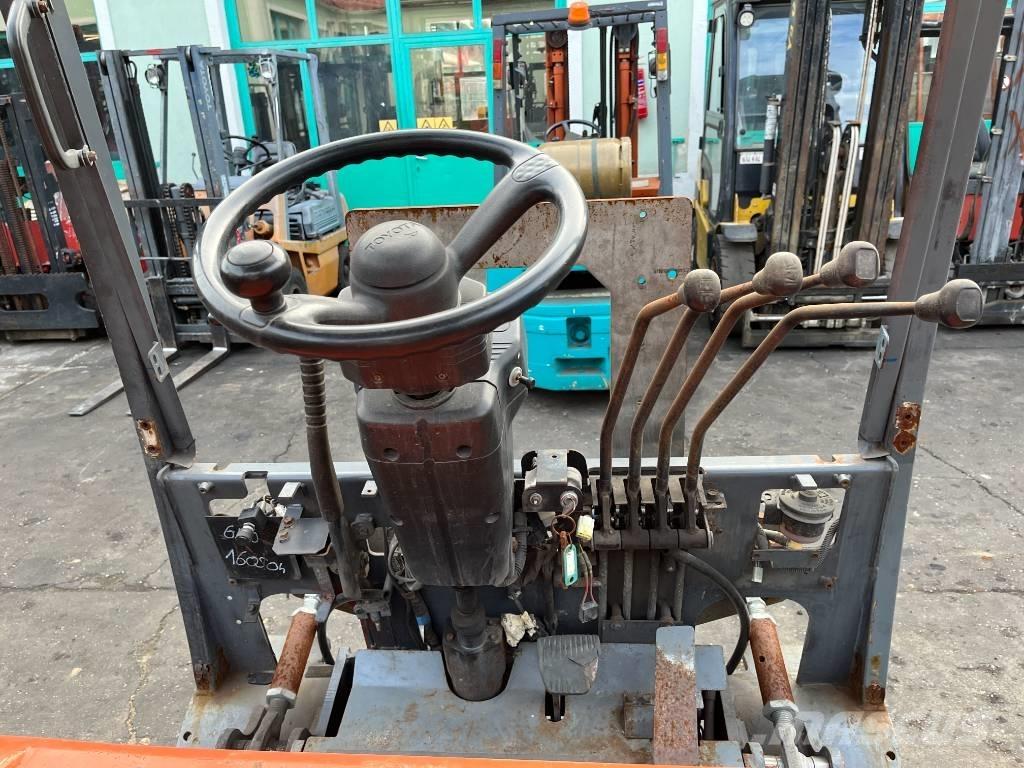 Toyota 5FBF25    V-4201 Elektromos targoncák