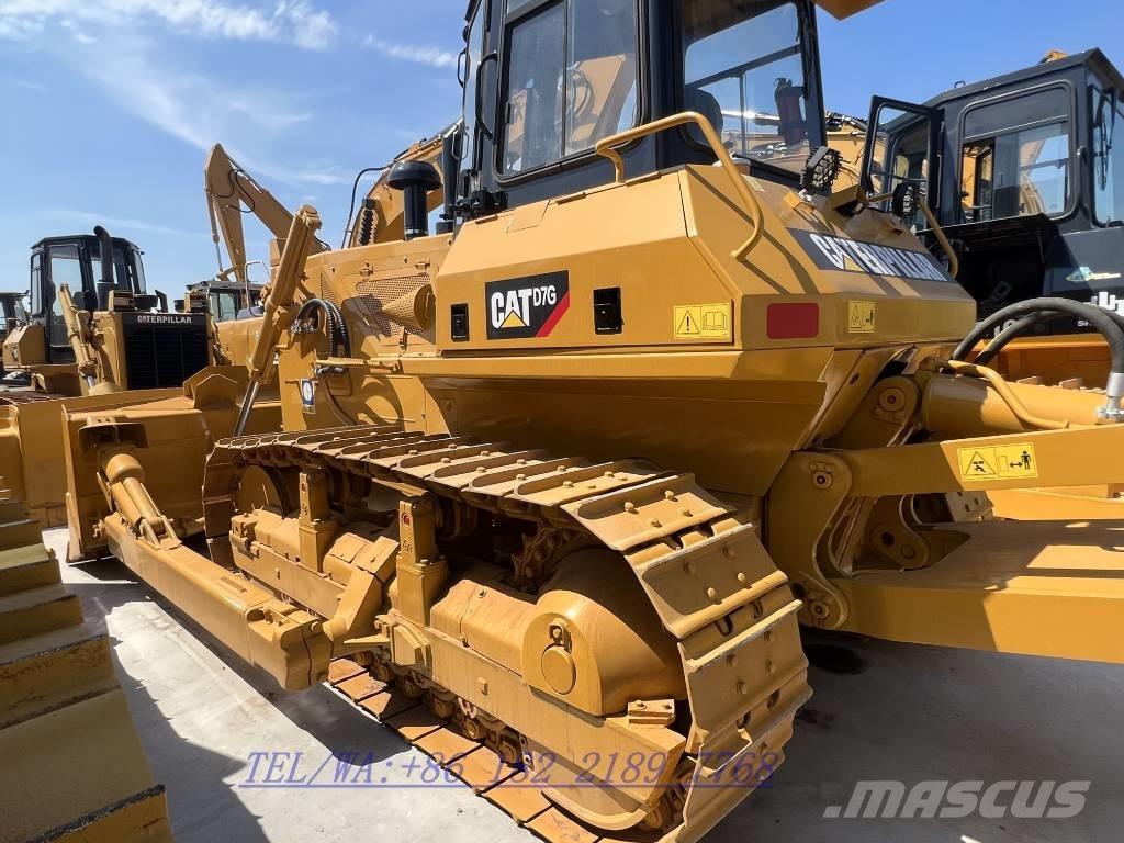 CAT D7G Gréderek