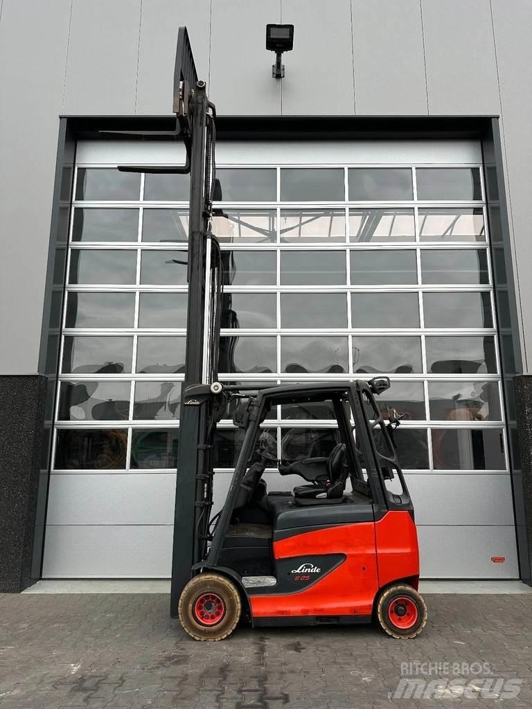 Linde E 25/600 HL Elektromos targoncák