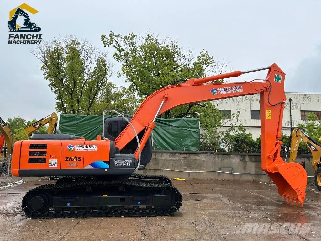 Hitachi ZX200 Közepes (midi) kotrók 7 t - 12 t