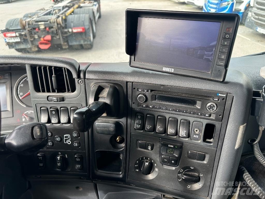 Scania P370 6x2*4 Horgos rakodó teherautók