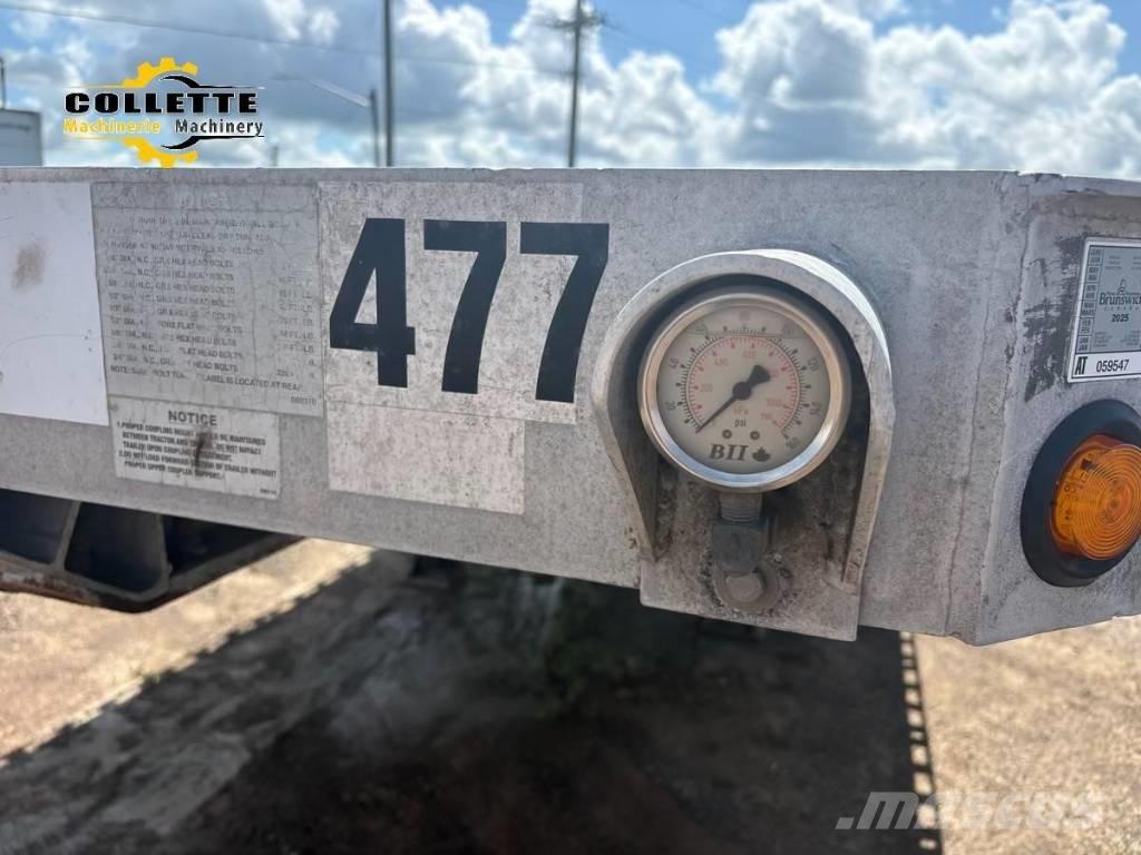 Fontaine Phantom X Platós / Ponyvás pótkocsik