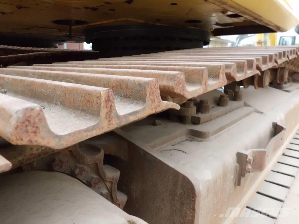 Komatsu PC 450 Lánctalpas kotrók