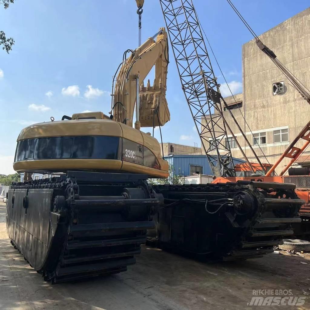 CAT 320 C Kétéltű markolók