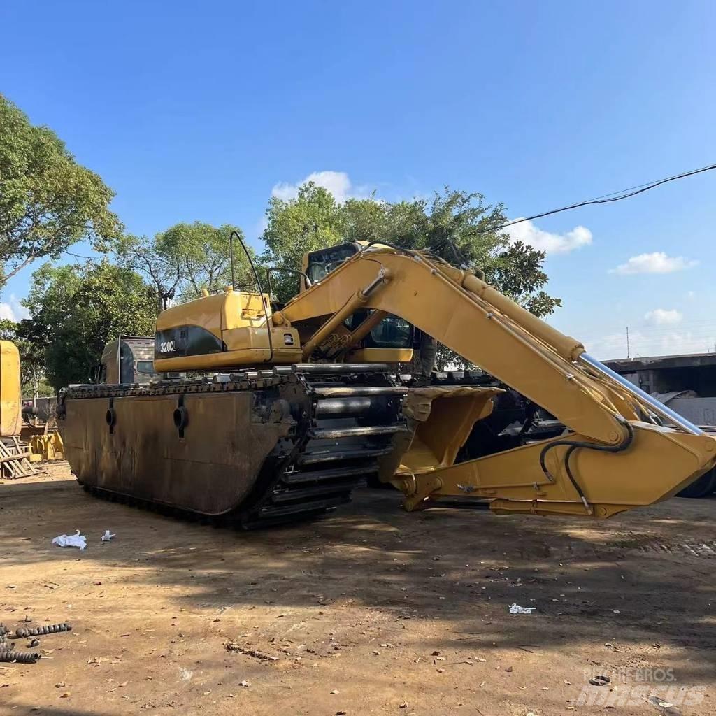 CAT 320 C Kétéltű markolók