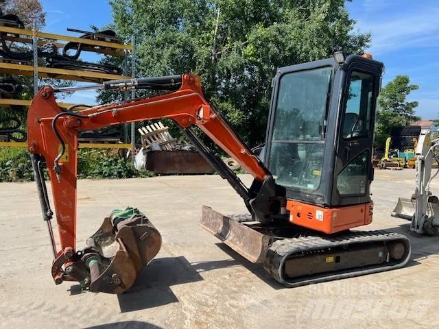 Hitachi ZX 26 Mini kotrók < 7t