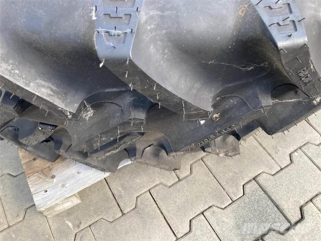 BKT 270/95R46 Gumiabroncsok, kerekek és felnik