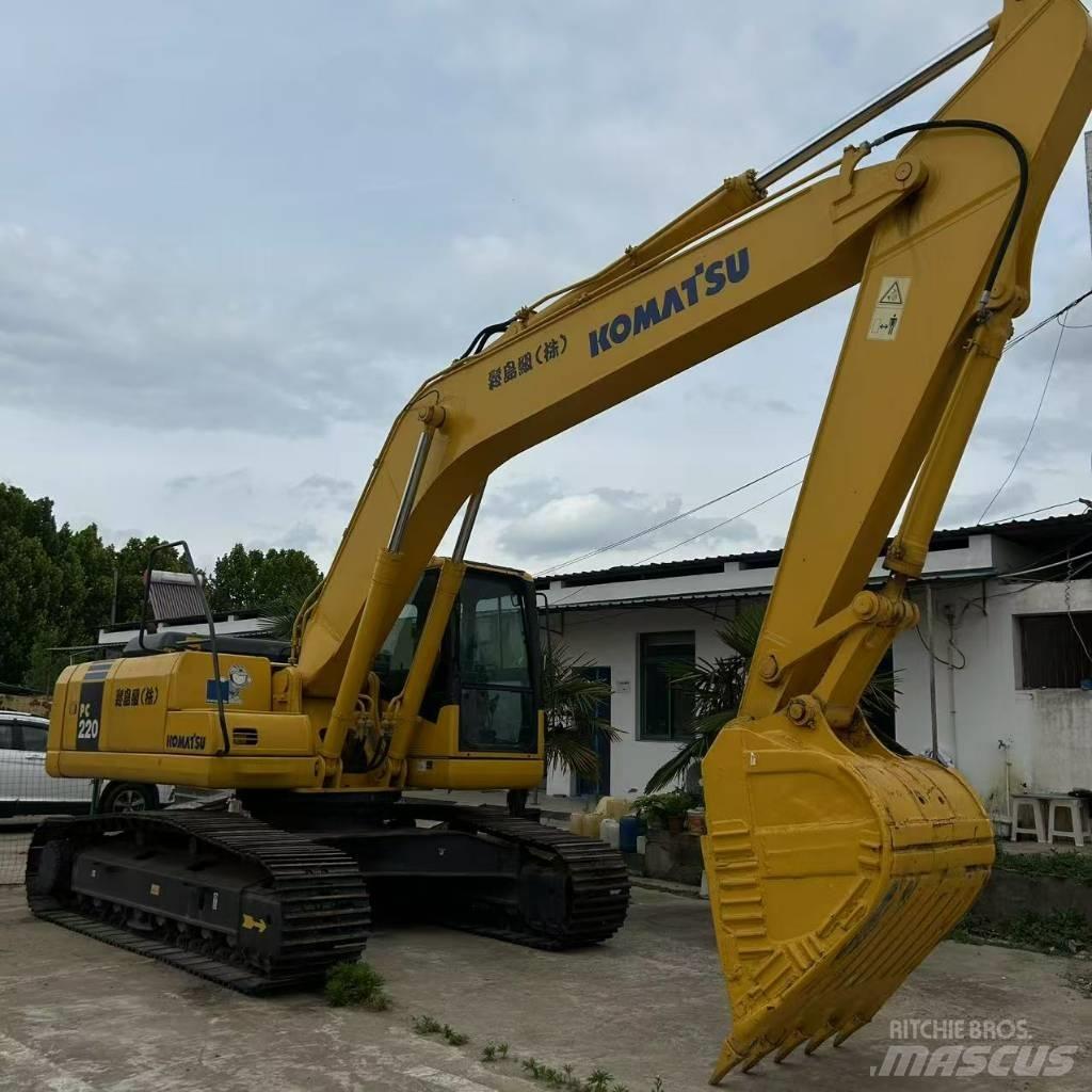 Komatsu 220-7 Lánctalpas kotrók