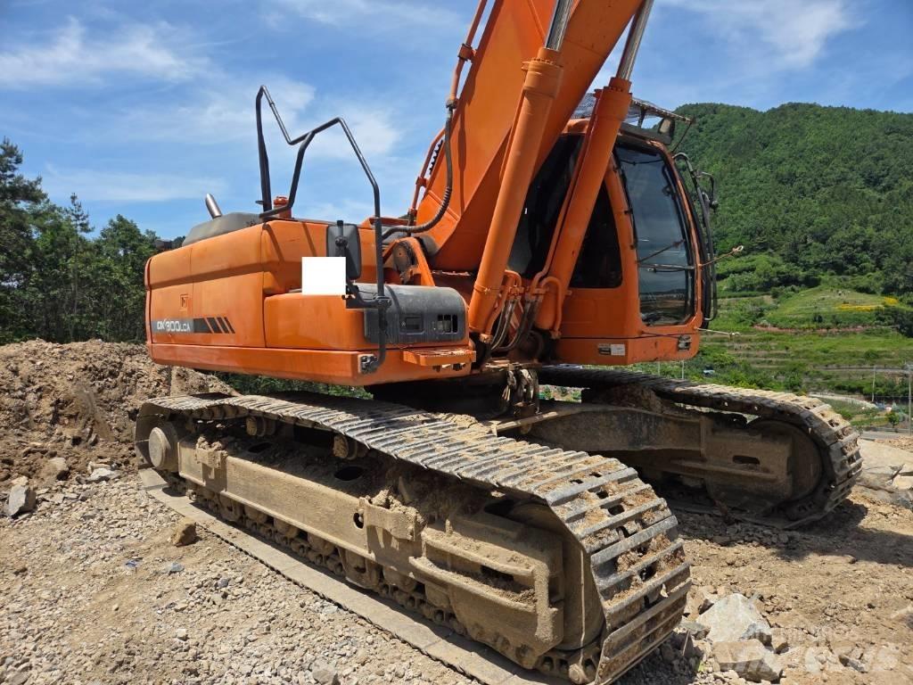 Doosan DX 300 LCA Lánctalpas kotrók