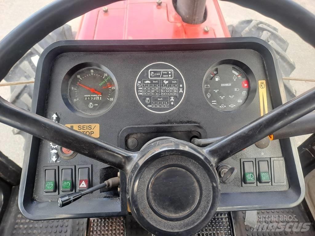 Case IH 685 XL Traktorok